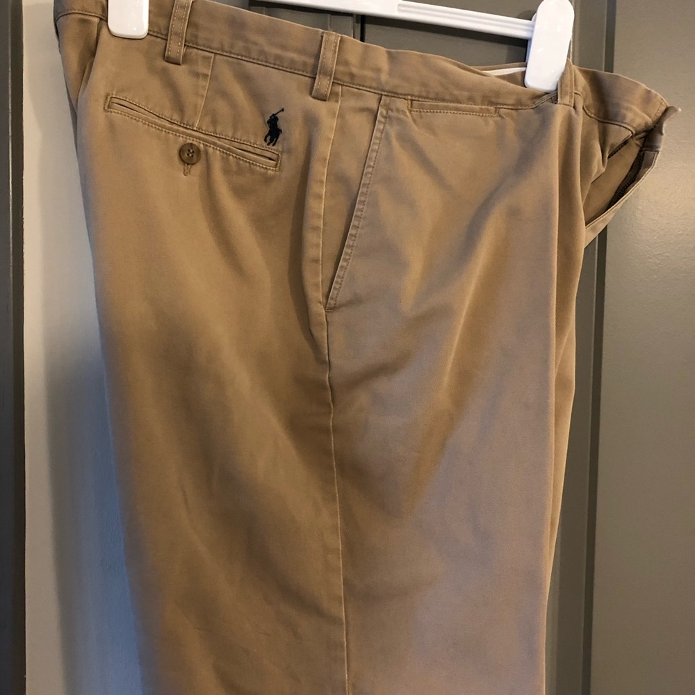 Men’s polo shorts